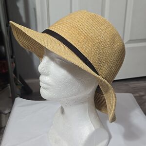 Woman's small Brim Flopoy Belted Hat